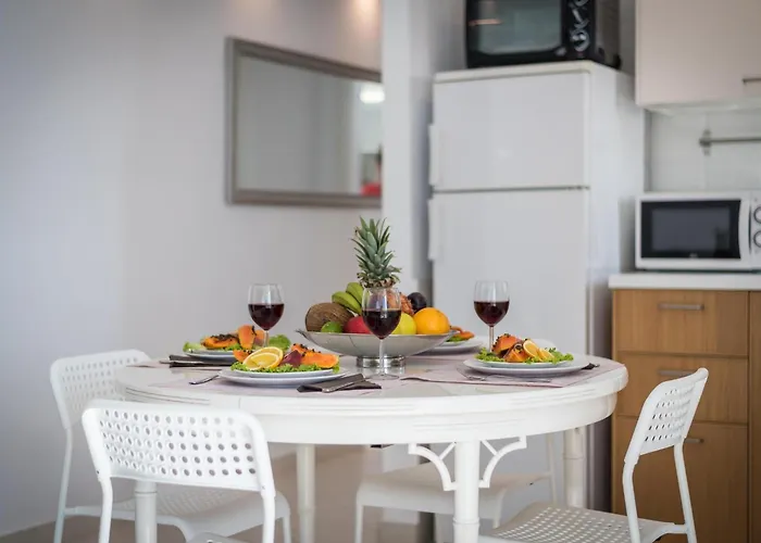 8d. Modern Flat In Americas * Πλάγια ντε λας Αμέρικας