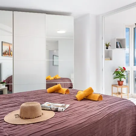 8d. Modern Flat In Américas