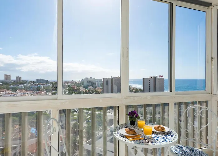 8d. Modern Flat In Americas Apartamento Playa de las Americas (Tenerife)