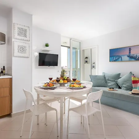아파트 8d. Modern Flat In Americas