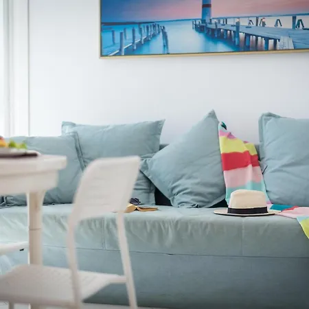 8d. Modern Flat In Americas Playa de las Americas (Tenerife)